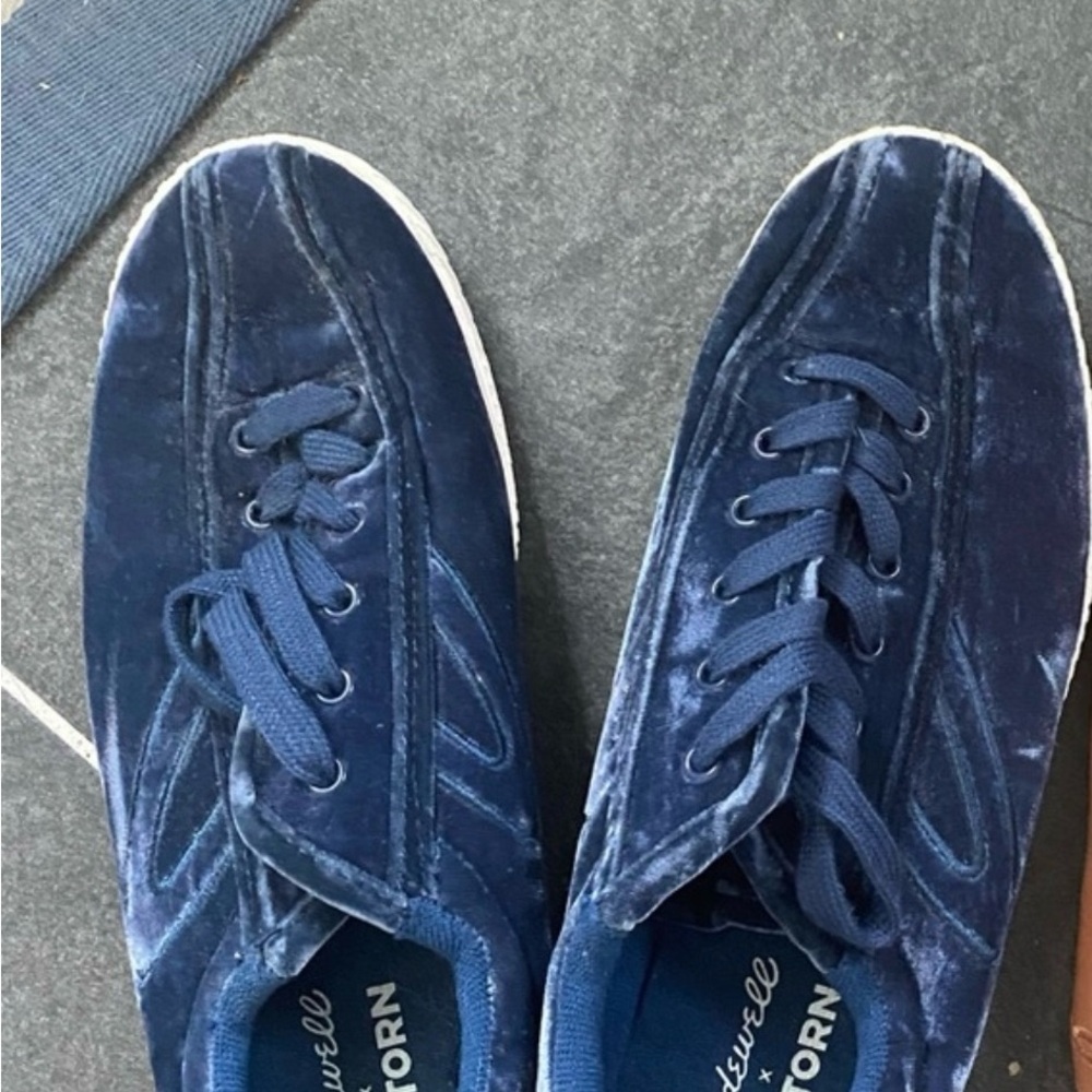 Tretorn Women's Velvet Navy Sneakers - Picture 2 of 5